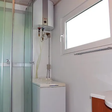 度假居 Gorgeous Home In Hejls With Wifi Hejls